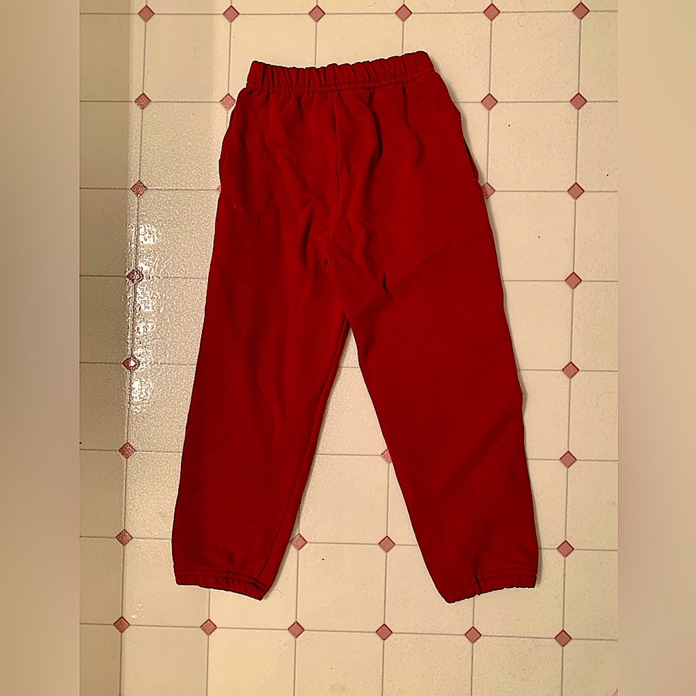 Boys red sweat pants, size 6-7, made by Jerzees, 50%cotton, 50%polyester